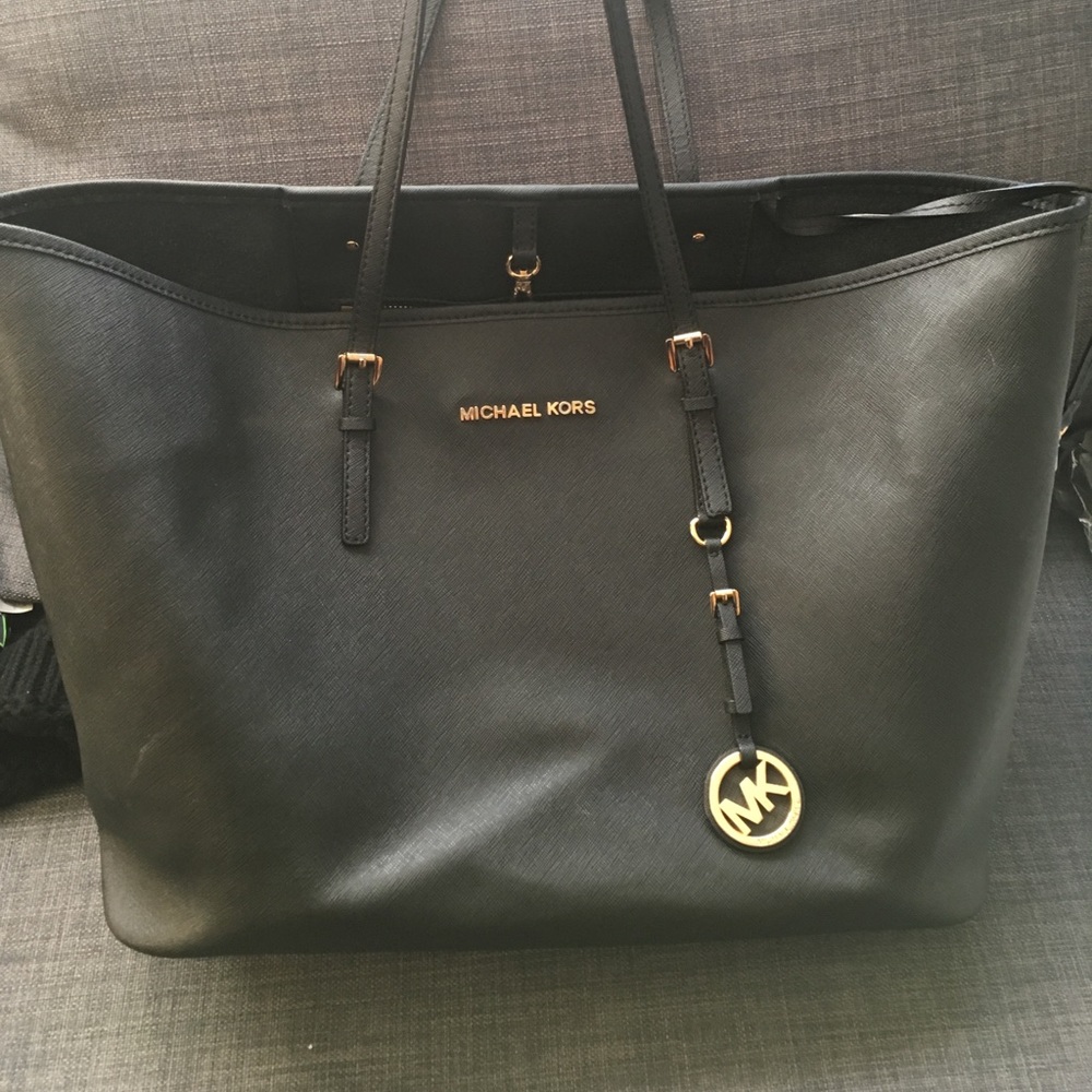 Gently Used Michael Kors Shoulder Bag